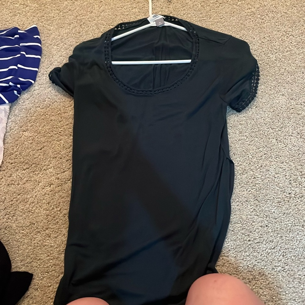 Old navy medium green top